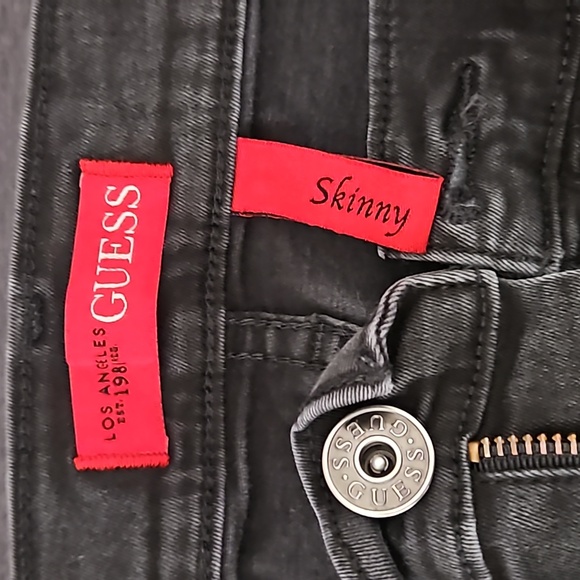 Guess Jean's 36x30 - Picture 5 of 6